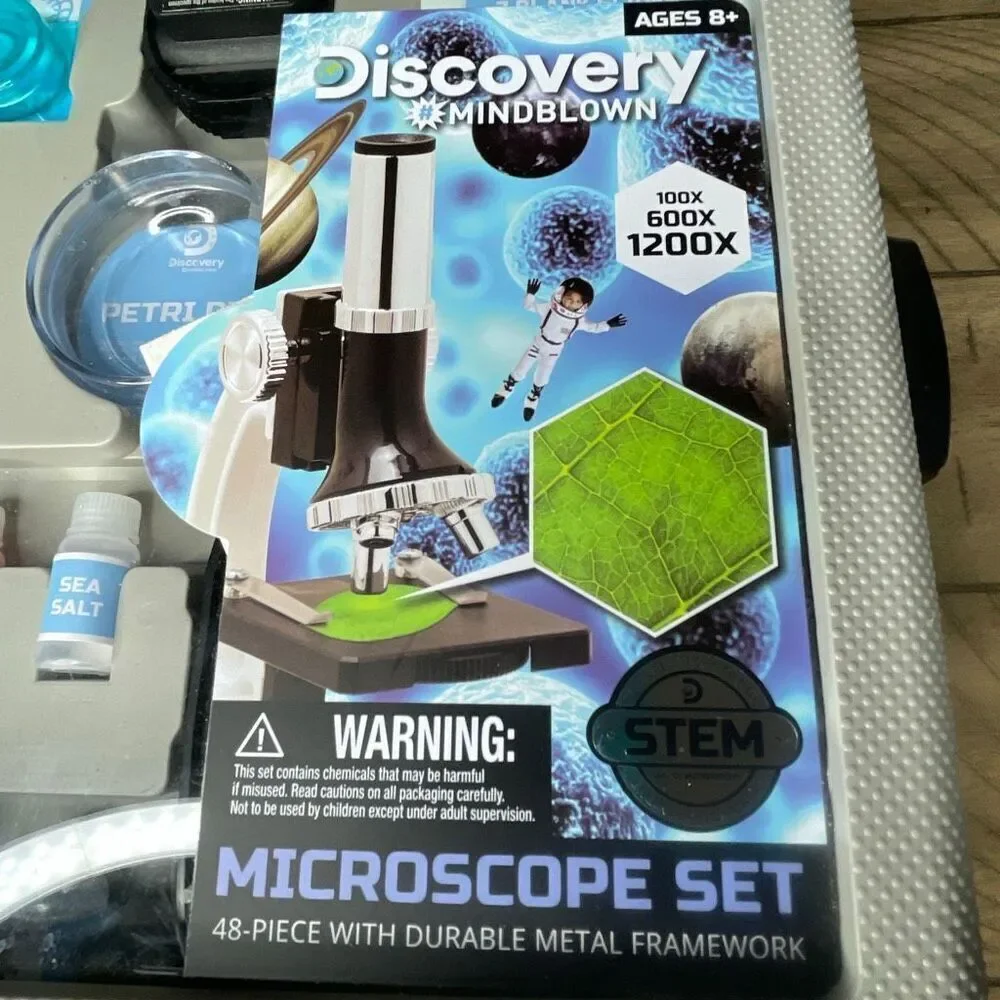 Discovery Mindblow  48 piece Microscope set with Durable metal frame work